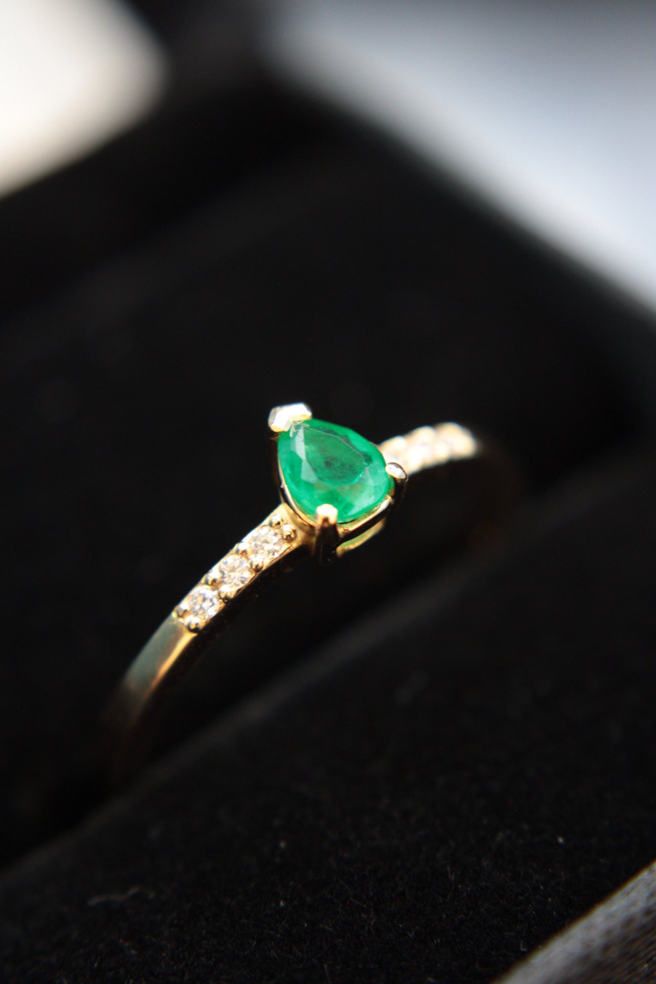 ANILLO LUCENTE